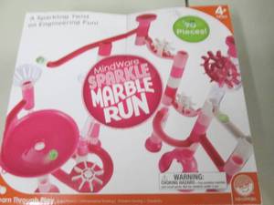 lot 192 image: Sparkle Marble Run...
