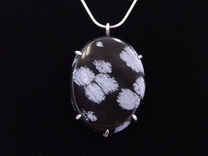 .925 Sterling Silver Snowflake Obsidian Cabochon Pendant Necklace