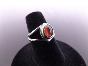 .925 Sterling Silver Garnet Cabochon Ring&nbspSize&nbsp6.25