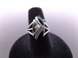.925 Sterling Silver Diamond Accented Onyx Cabochon Ring&nbspSize&nbsp7.5