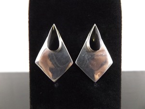 .925 Sterling Silver Inlayed Black Onyx Post Earrings