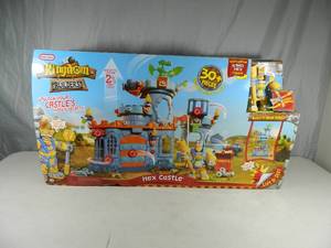 lot 19 image: New Huge Little Tykes Kingdom Builders Hex Castle