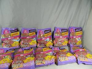 lot 41 image: 10 New Large Bags of Candy