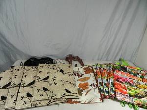 lot 90 image: 11 New Reusable Bags