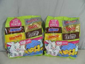 lot 93 image: 2 New Large Bags of Candy