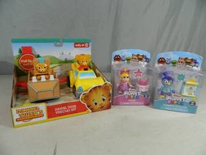 lot 99 image: New Toys