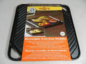 lot 115 image: New Reversible Cast Iron Skillet