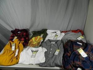 lot 176 image: 8 New Mens Shirts