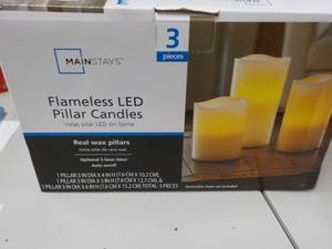 lot 30 image: Main Stays 3 pc Flameless LED Pilla...