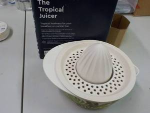 lot 43 image: The Tropical Juicer...