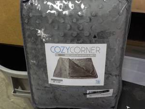 lot 141 image: Cozy Corner Duvet Cover for Weighte...