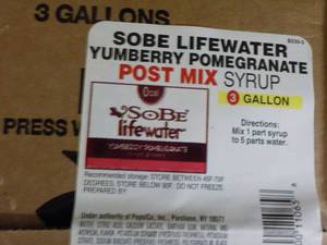 lot 157 image: 3 Gallon Sobe Lifewater Yumberry Po...