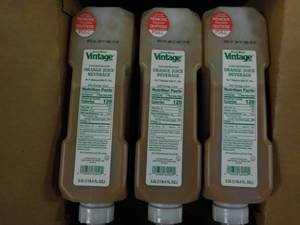 lot 169 image: 3 - 3.5 Liter Jugs Vintage Concentr...