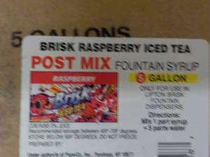 lot 185 image: 5 Gallon Brisk Raspberry Iced Tea P...
