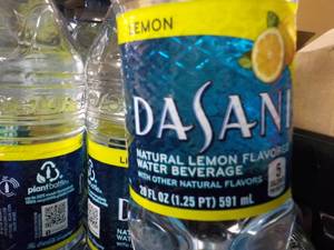 lot 212 image: Case of 24 - 20 oz Bottles DaSani L...