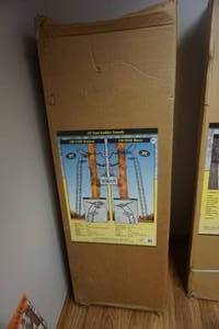 lot 22 image: Big Game Deer Stands Model CR3900 20 Basic Ladder Tree Stand