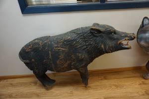 lot 43 image: McKenzie Wild Boar 3D Archery Target