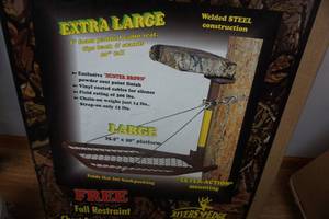 lot 52 image: Rivers Edge Bandit Series Model Chain Tree Stand