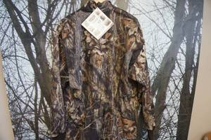 lot 219 image: Scent Lok Mossy Oak Camo Zippered Jacket