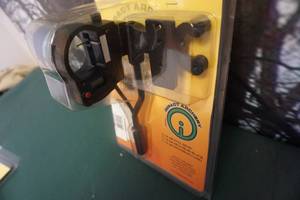 lot 56 image: Impact Archery Model NI-200 Full Draw Single Pin Archery Sight