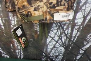 lot 226 image: Mossy Oak Forest Floor Chamois Silent Hunting Pants