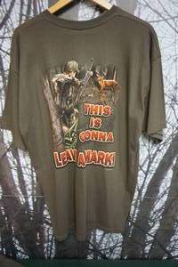 lot 248 image: Gildan Buck Wear T Shirt