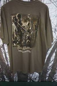 lot 250 image: Gildan Bow Hunter Dominate The Woods T Shirt