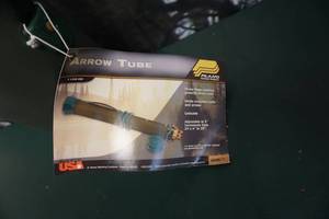 lot 284 image: Plano Model 1128-00 Hard Sided Lockable Arrow Storage Tube
