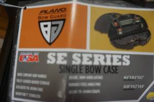 lot 287 image: Plano SE Series Bow Guard Compound Bow Case