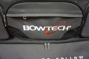 lot 290 image: Bowtech Model ACC Soft Sided Archery Bow Case