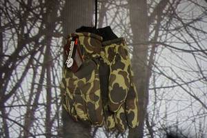 lot 426 image: Jacob Ash Brand  Heavy Duty Thinsulate Camo Gloves