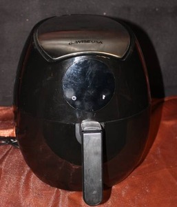 lot 129 image: GoWise USA Air Fryer