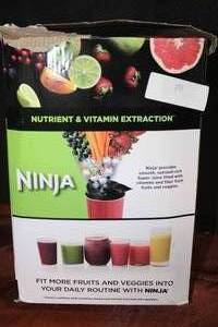 lot 119 image: Ninja Fit Nutrient & Vitamin Extractor
