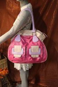lot 86 image: Groovy Large Pink, Lilac, & Peach Purse