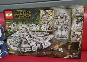 lot 11 image: Lego Star Wars Millennium Falcon 75257