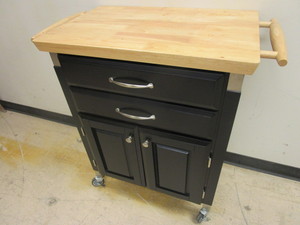 lot 507 image: ROLLING KITCHEN CART
