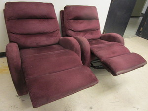 lot 510 image: COMFORTABLE ROCKER RECLINERS
