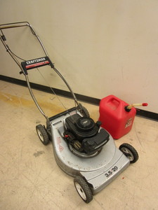 lot 521 image: CRAFTSMAN 20 LAWNMOWER