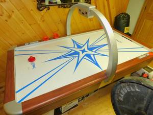 lot 2 image: Air Hockey Table