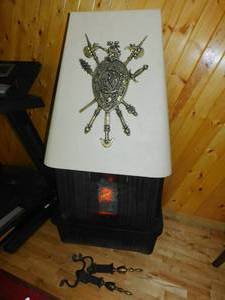 lot 5 image: Vintage Fireplace