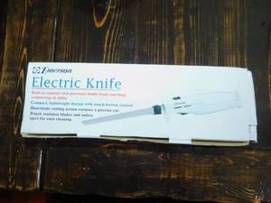 lot 19 image: Emerson Electric Knife