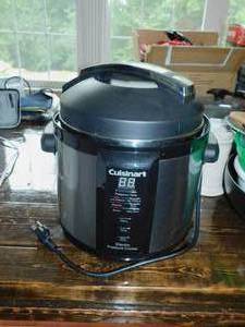 lot 24 image: Cuisinart Electric Pressure Cooker