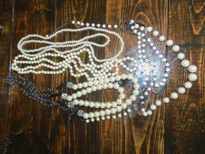 lot 60 image: Lot of Necklaces