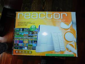 lot 71 image: Reactor Interactive Wireless Gaming System with 42 Games