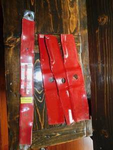 lot 74 image: Craftsman Heavy Duty Blades