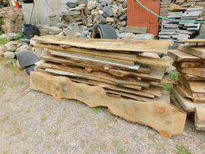 lot 107 image: Decorative Slabs of Wood