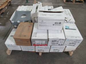 lot 223 image: WHOLESALE MIXED PALLET OF FLOOR AND WALL TILE