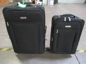 lot 706 image: American Explorer Hudson 4-Pc. Softside Luggage Set in Black - Slight StainScratches