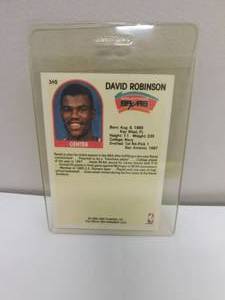 lot 5 image: 1989 - 1990 NBA Hoops David Robinson Rookie Card