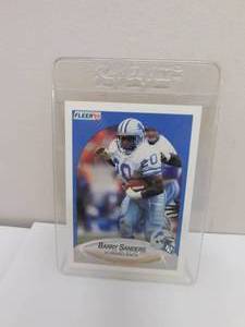 lot 29 image: Lot of 3 1990 Barry Sanders Cards